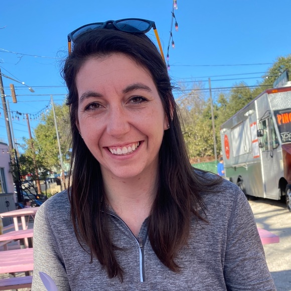 Meet your Posher, Shelby - Picture 1 of 1